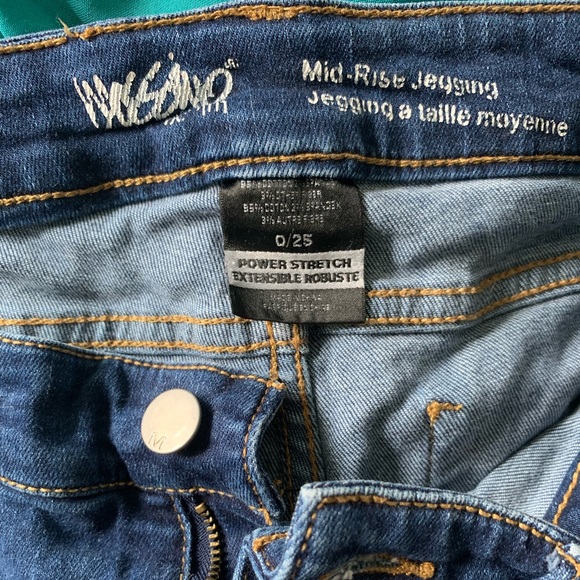 Ripped Jeans - Picture 2 of 2